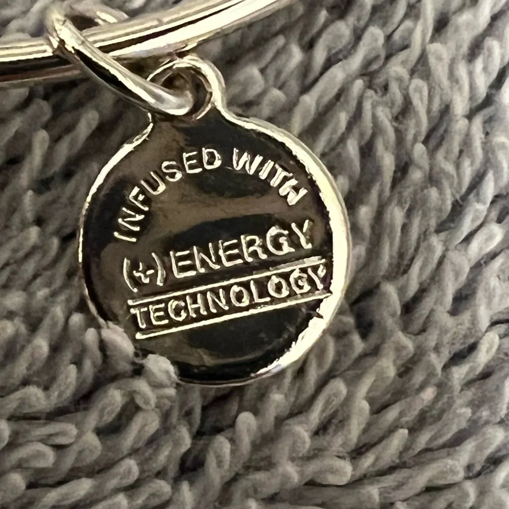 Alex and Ani Mazel Tov charm‎ bracelate